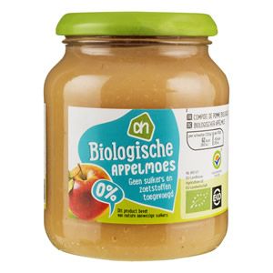 Glazen pot biologische appelmoes van het merk Albert Heijn