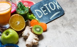 detox voedingsmiddelen op tafel