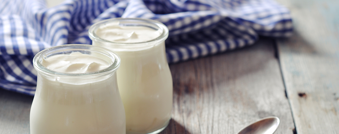 Is Griekse Yoghurt Gezond en Helpt het bij Afvallen?