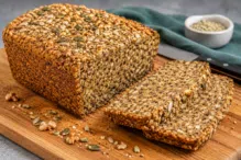 Koolhydraatarm brood met Hennepzaad en Psyllium koolhydraatarm brood hennepzaad