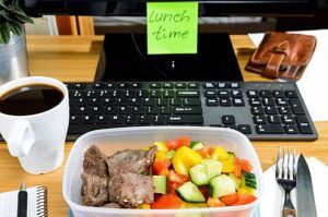 Ongebruikt 23 Simpele Ideeën voor een Gezonde Lunch + 3 Recepten YH-53