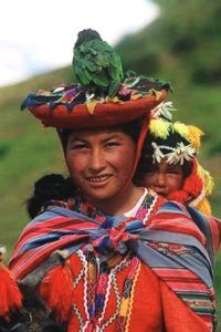 Peruaanse vrouw in traditionele kleding dracht 